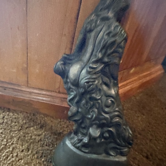 Unique Solid Brass Figure Of Goddess Statue with a Dog - Brass Lady Figurine - Picture 4 of 8